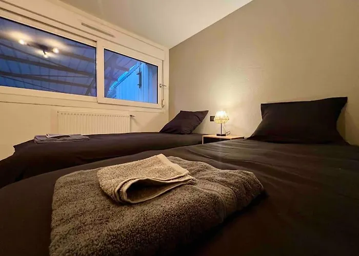 Appartement 9 Personnes / 2 Parkings Prives