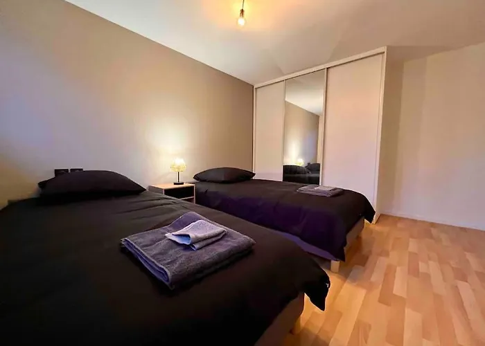 Appartement 9 Personnes / 2 Parkings Prives