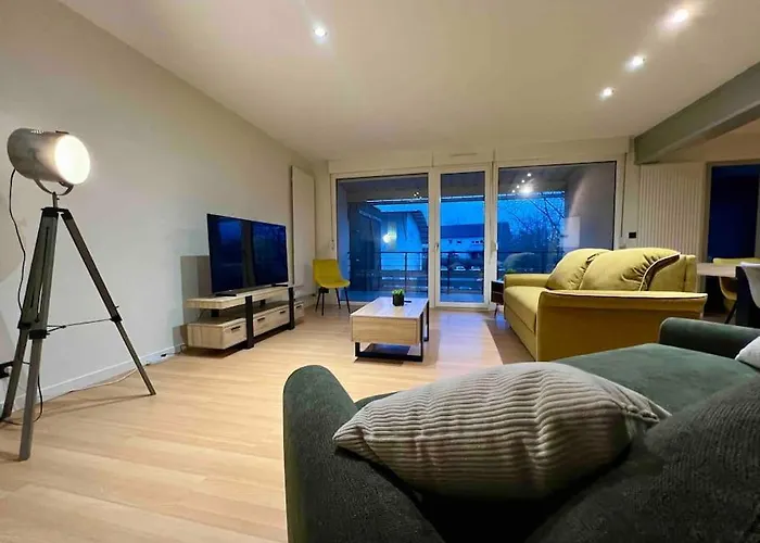 Appartement 9 Personnes / 2 Parkings Prives